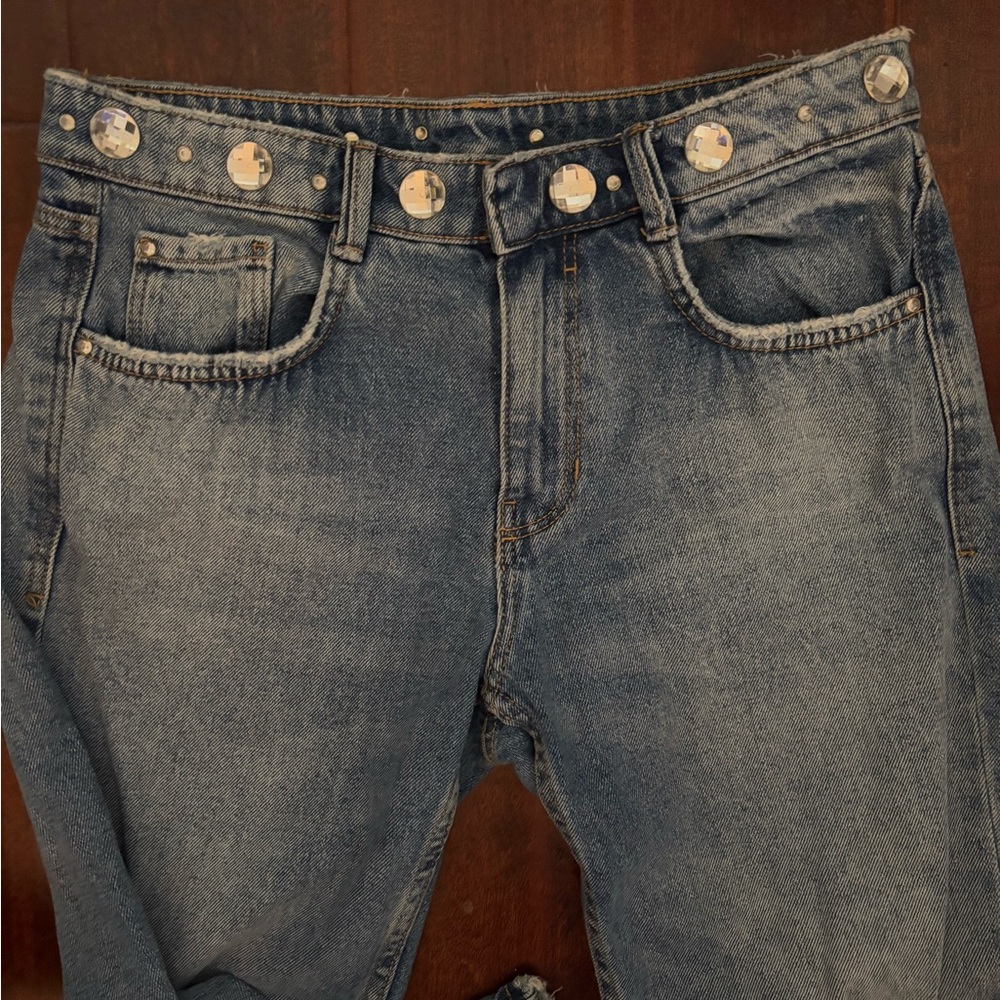 Zara LIKE NEW Jeweled Waist Cropped Straight Jeans, Size 28 - Picture 2 of 6